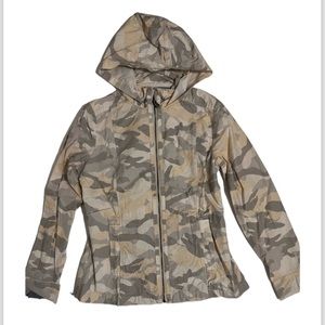 Tommy Hilfiger Light Jacket